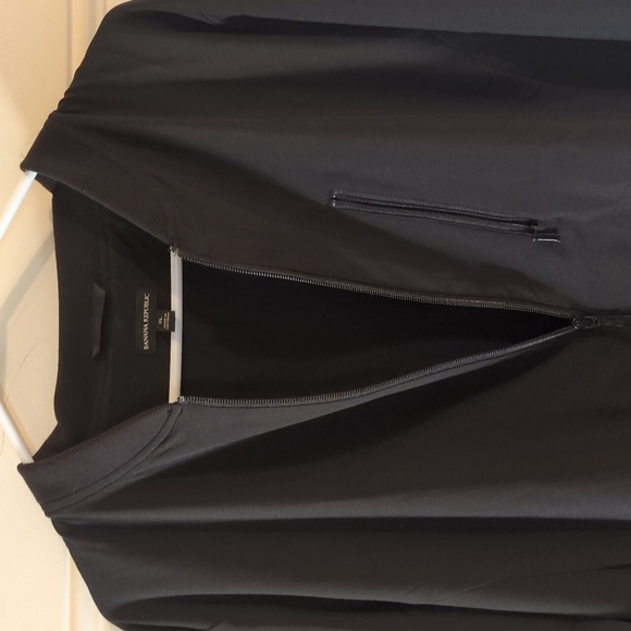 Stay Stylish and Sustainable with Our Men's Banana Republic Jacket XL - Picture 9 of 12